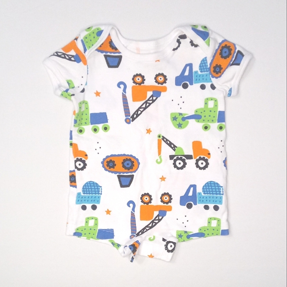 Rococo romper in white with colourful truck print  US 3M